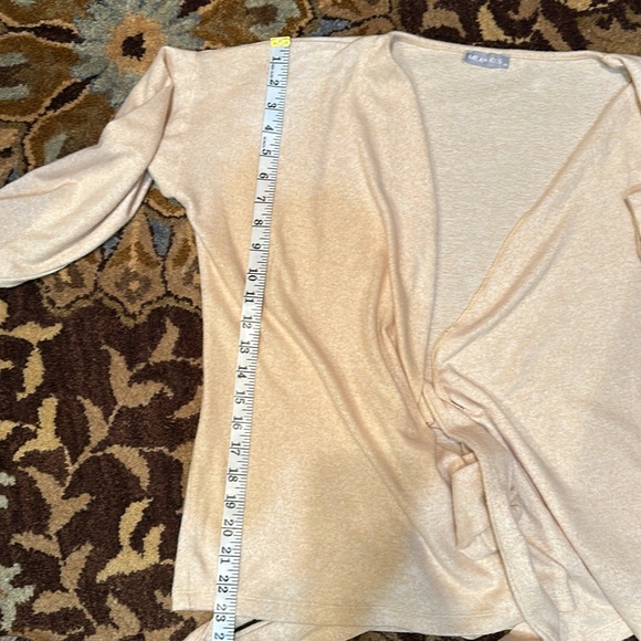 Wrap Italian style sweater medium - Picture 2 of 5